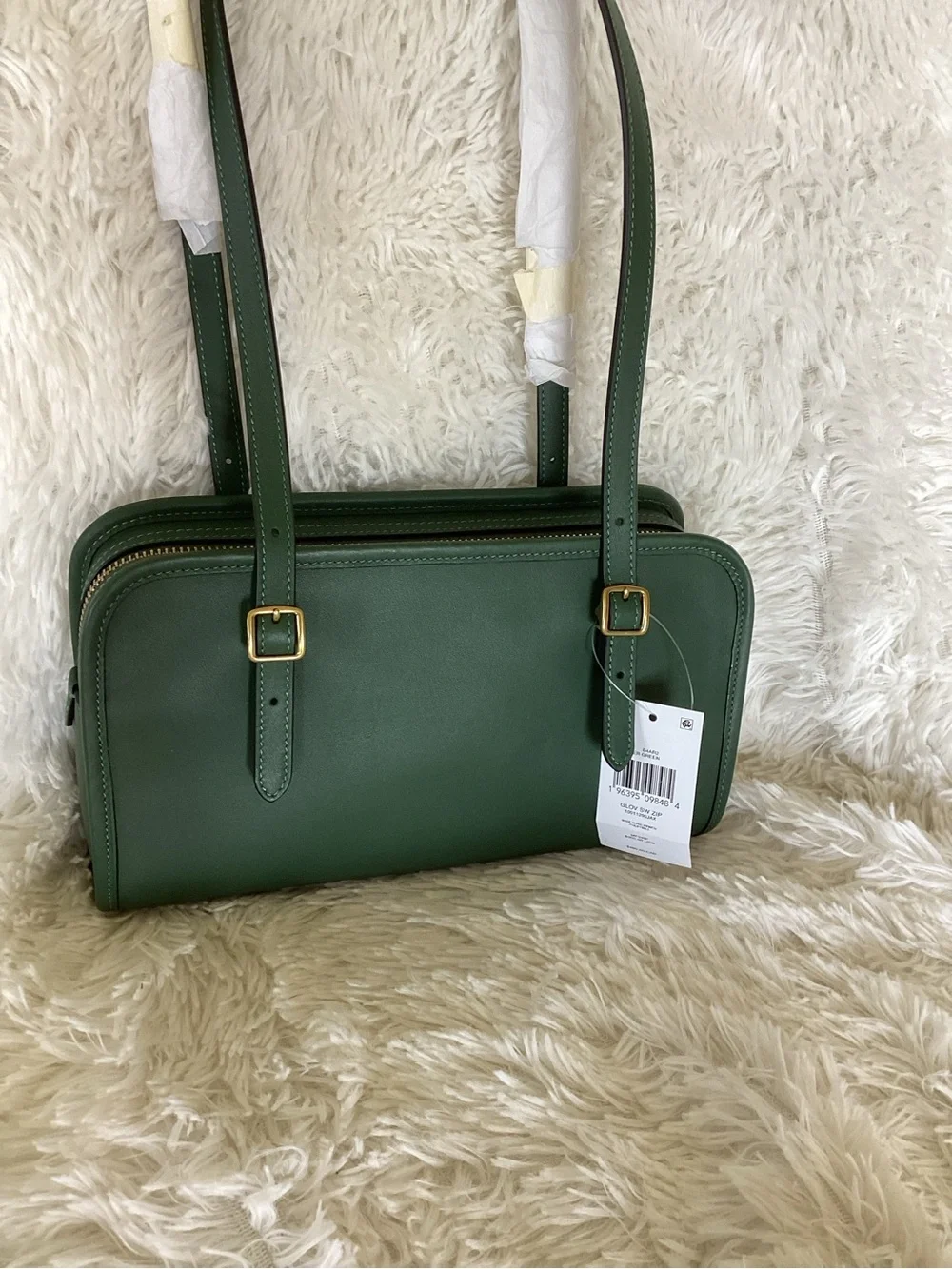 Coach Hunter Green Swing zip Shoulder Bag